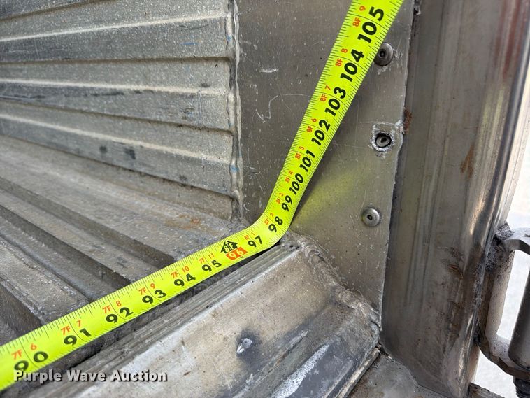 image for item FP4069 2012 Utility VS2RA refrigerated van trailer