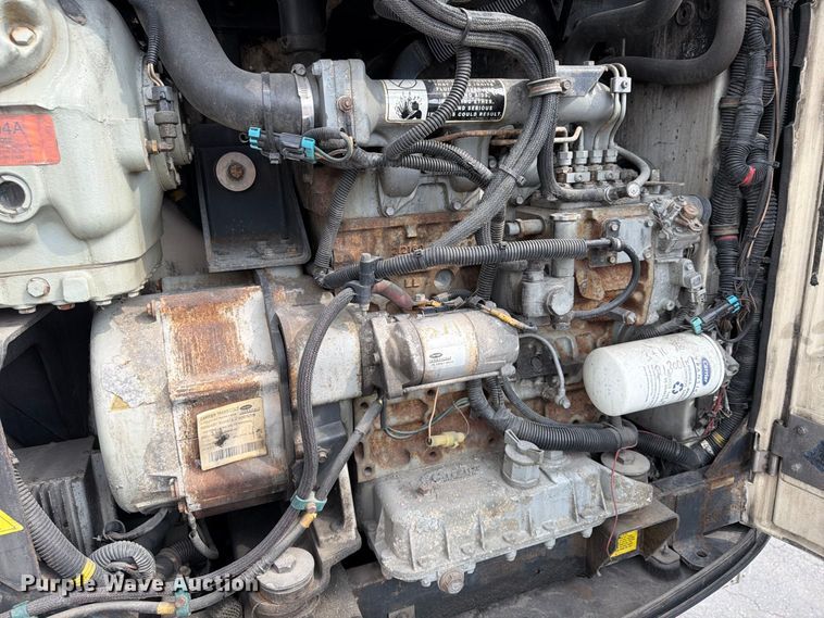 image for item FP4069 2012 Utility VS2RA refrigerated van trailer