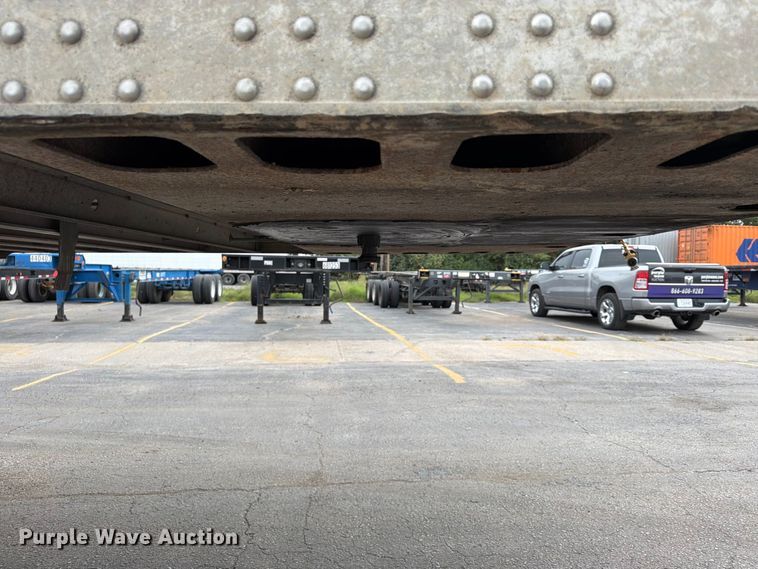 image for item FP4069 2012 Utility VS2RA refrigerated van trailer