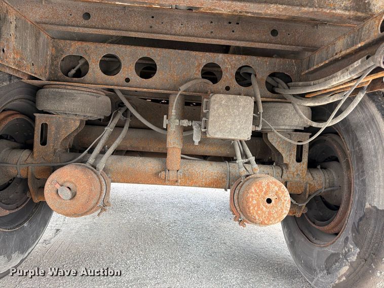 image for item FP4069 2012 Utility VS2RA refrigerated van trailer