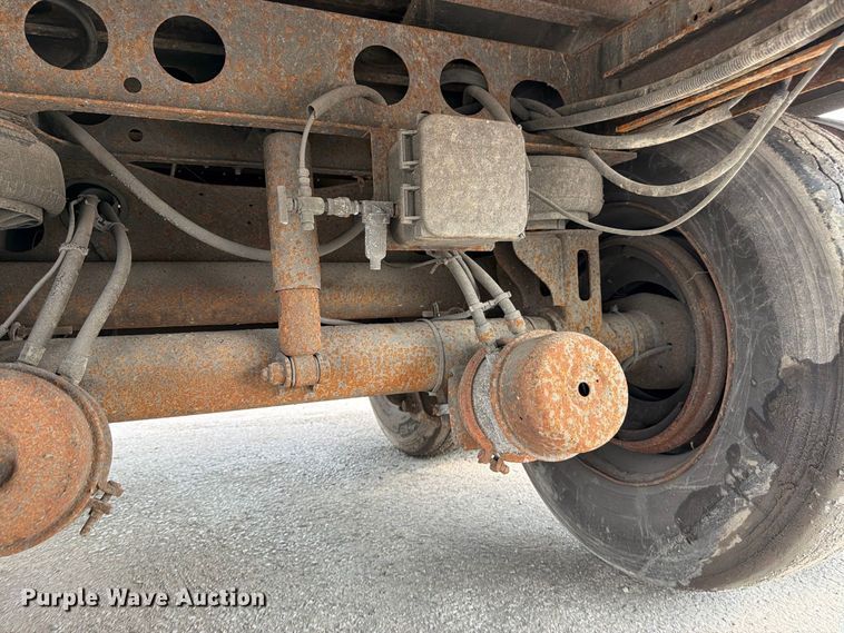 image for item FP4069 2012 Utility VS2RA refrigerated van trailer