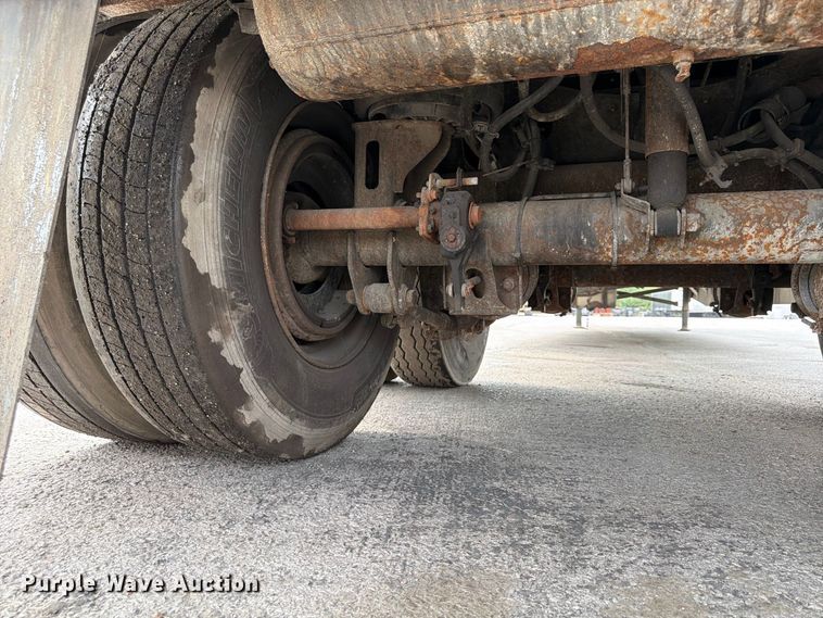 image for item FP4069 2012 Utility VS2RA refrigerated van trailer