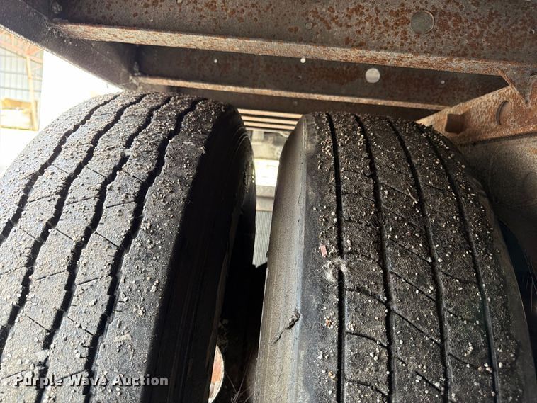 image for item FP4069 2012 Utility VS2RA refrigerated van trailer