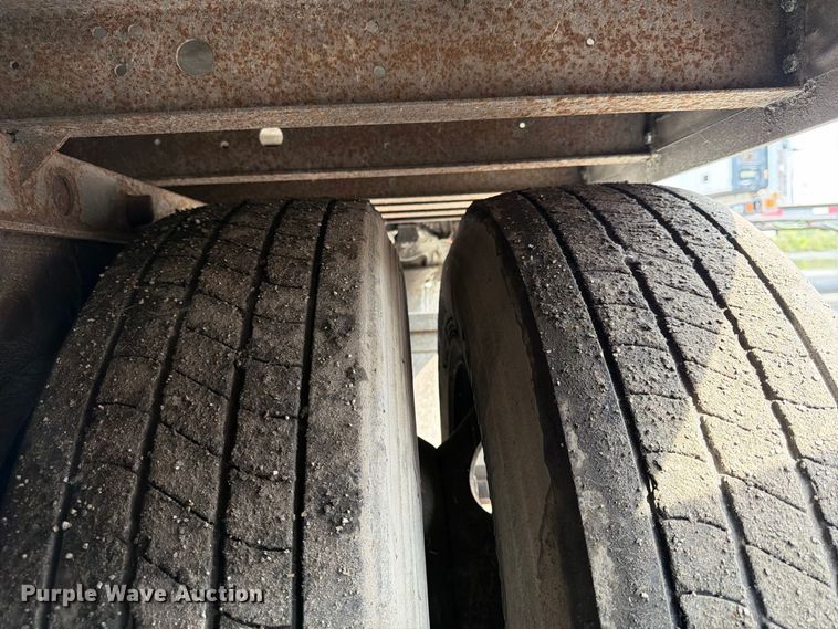 image for item FP4069 2012 Utility VS2RA refrigerated van trailer