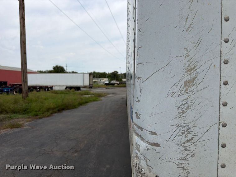 image for item FP4070 2006 Stoughton dry van trailer