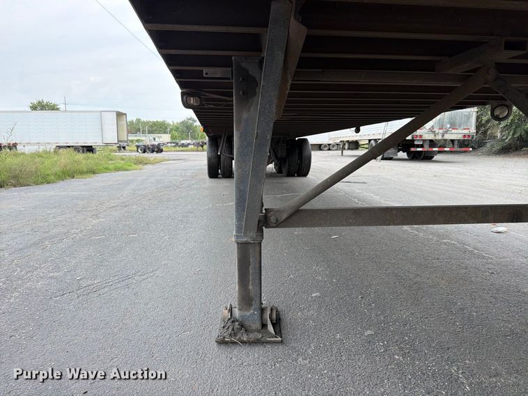 image for item FP4070 2006 Stoughton dry van trailer
