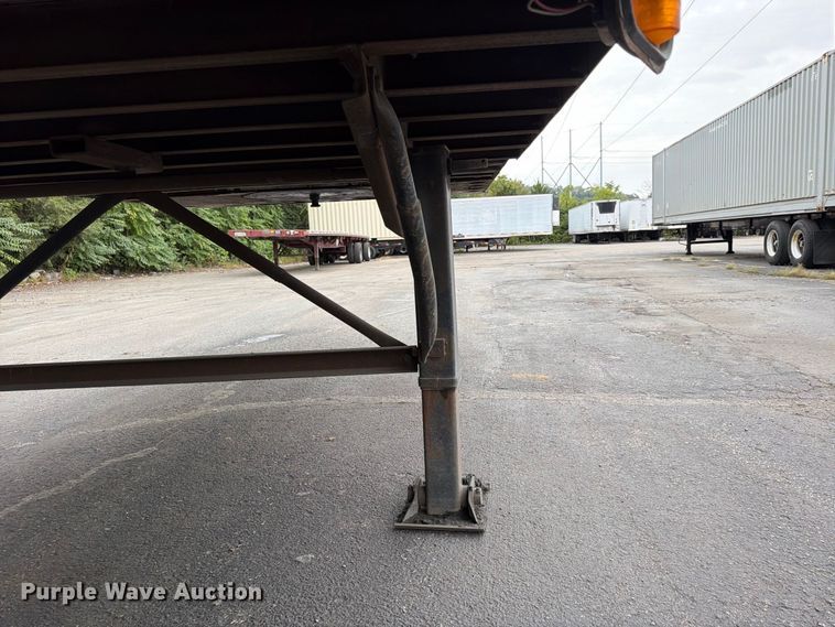 image for item FP4070 2006 Stoughton dry van trailer