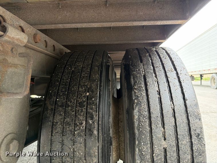 image for item FP4070 2006 Stoughton dry van trailer