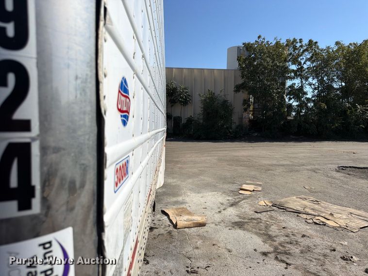 image for item FP4077 2012 Utility VS2RA refrigerated van trailer