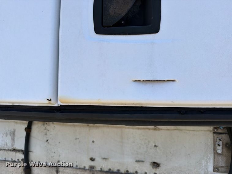 image for item FP4077 2012 Utility VS2RA refrigerated van trailer