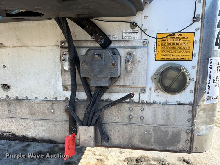 image for item FP4077 2012 Utility VS2RA refrigerated van trailer