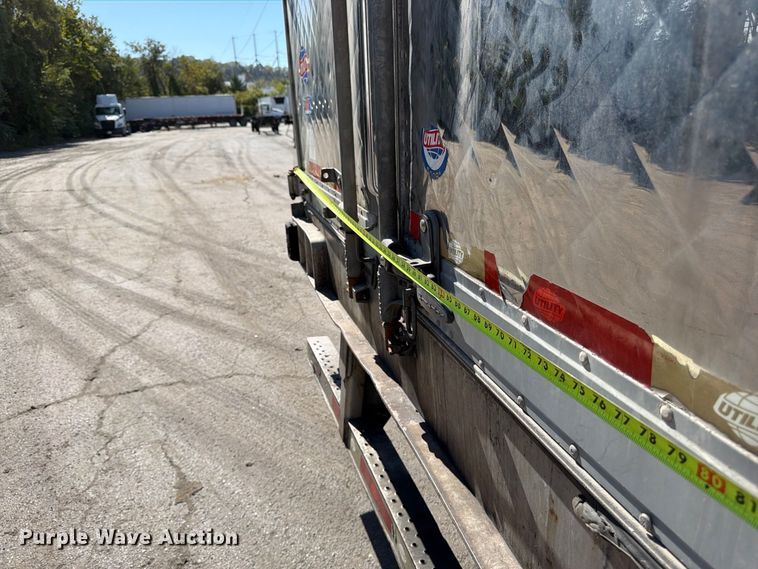 image for item FP4077 2012 Utility VS2RA refrigerated van trailer