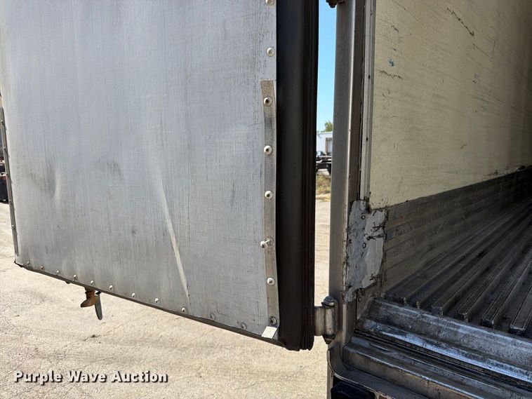 image for item FP4077 2012 Utility VS2RA refrigerated van trailer