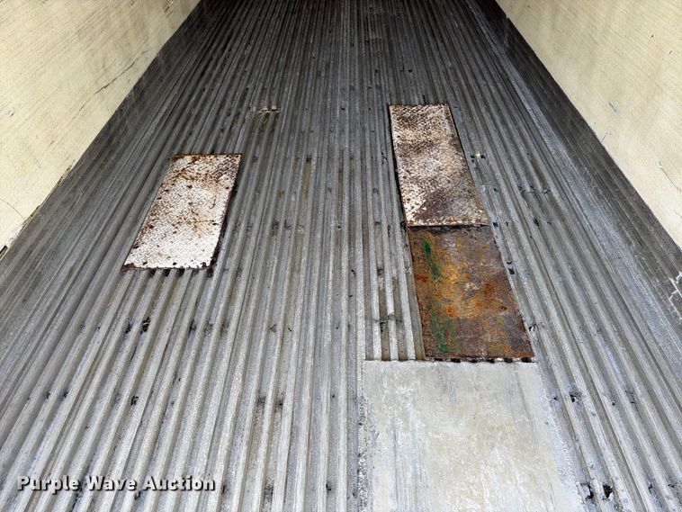 image for item FP4077 2012 Utility VS2RA refrigerated van trailer