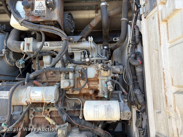 image for item FP4077 2012 Utility VS2RA refrigerated van trailer