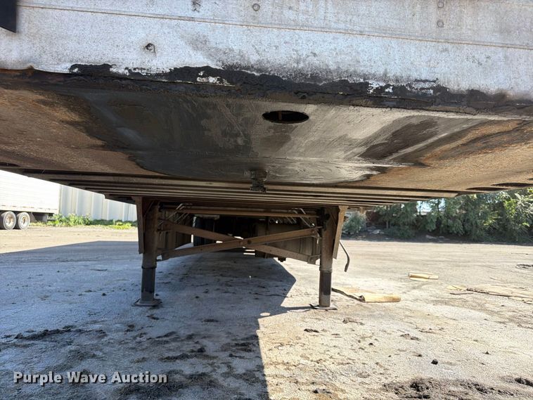 image for item FP4077 2012 Utility VS2RA refrigerated van trailer