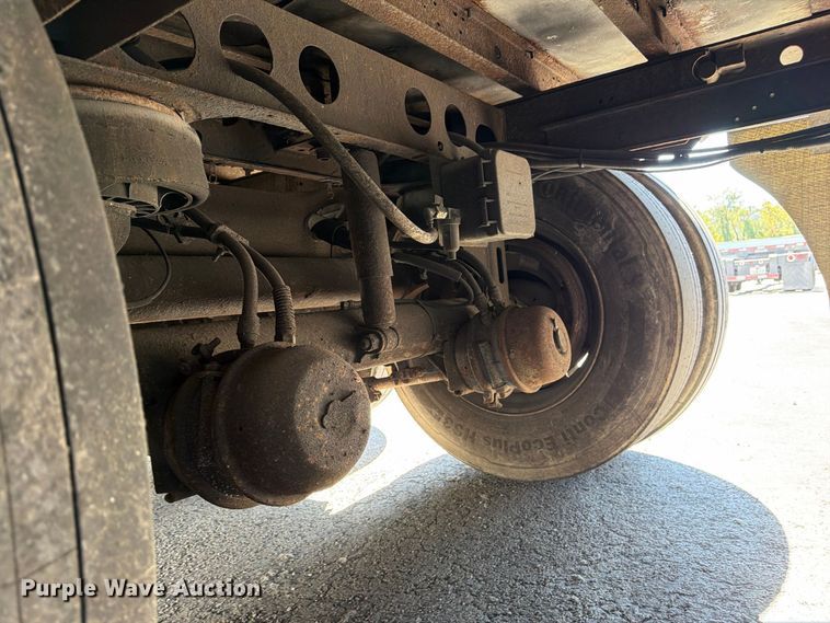 image for item FP4077 2012 Utility VS2RA refrigerated van trailer