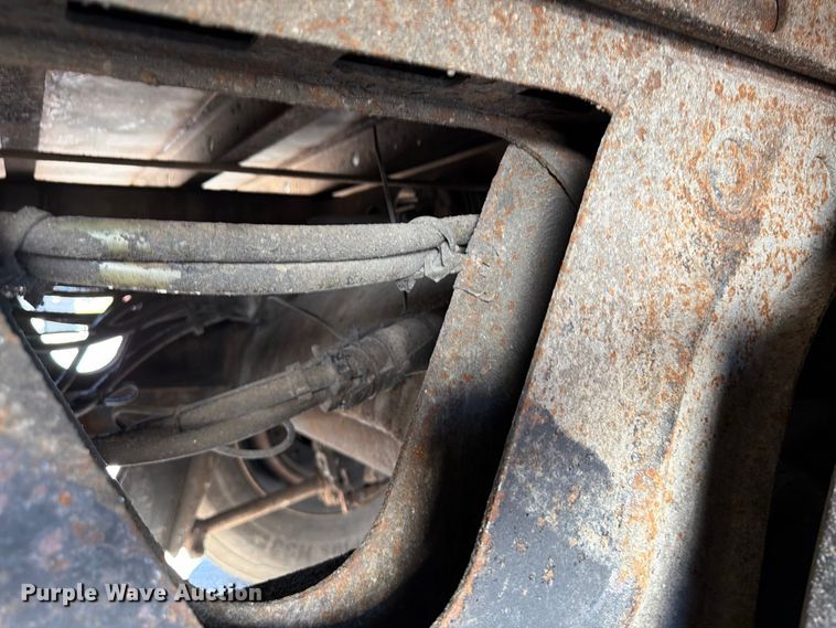 image for item FP4077 2012 Utility VS2RA refrigerated van trailer