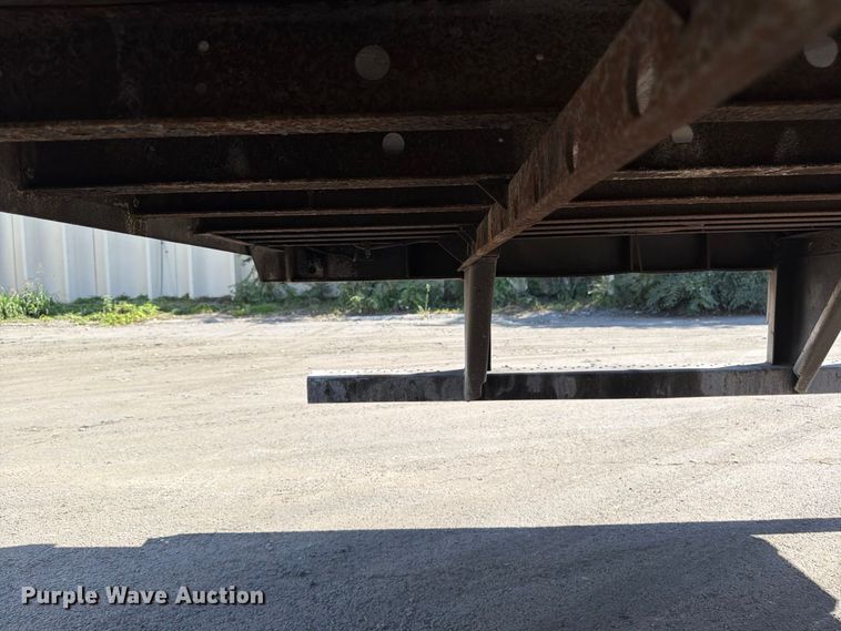image for item FP4077 2012 Utility VS2RA refrigerated van trailer