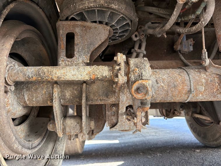 image for item FP4077 2012 Utility VS2RA refrigerated van trailer