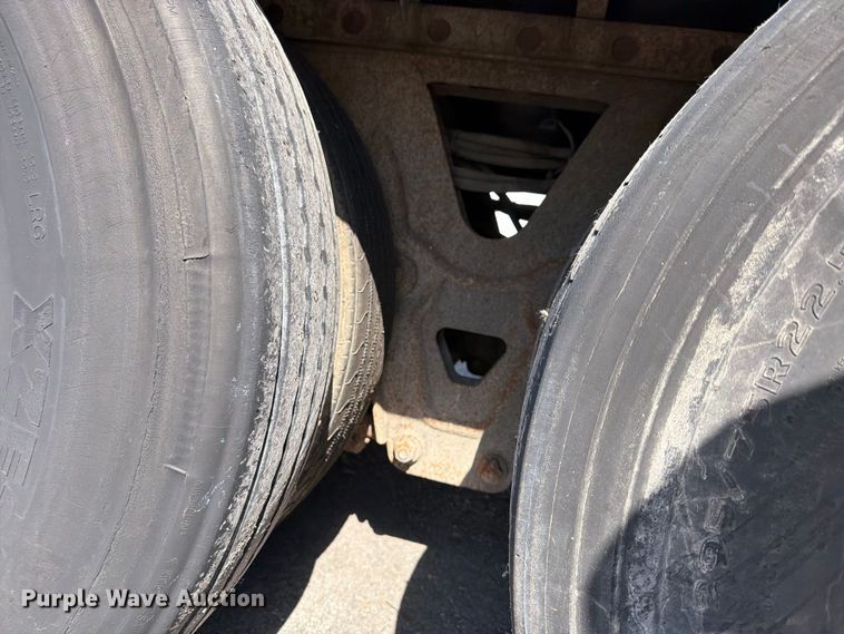 image for item FP4077 2012 Utility VS2RA refrigerated van trailer