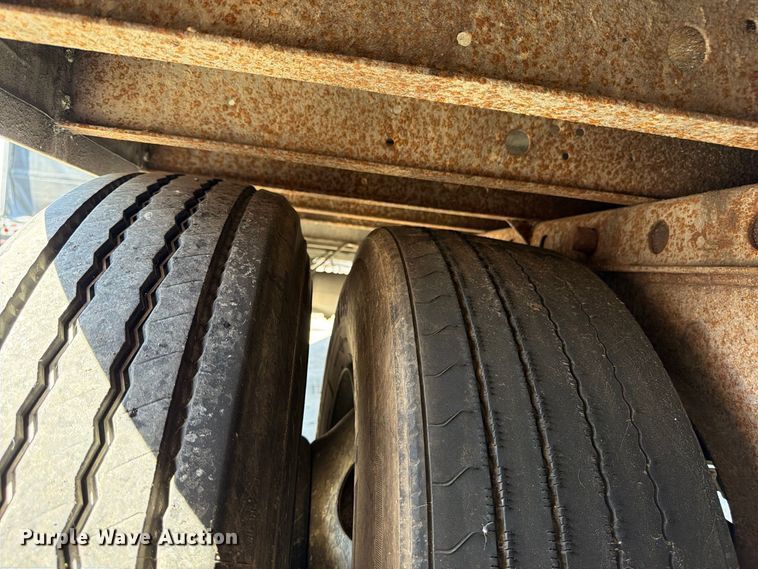 image for item FP4077 2012 Utility VS2RA refrigerated van trailer