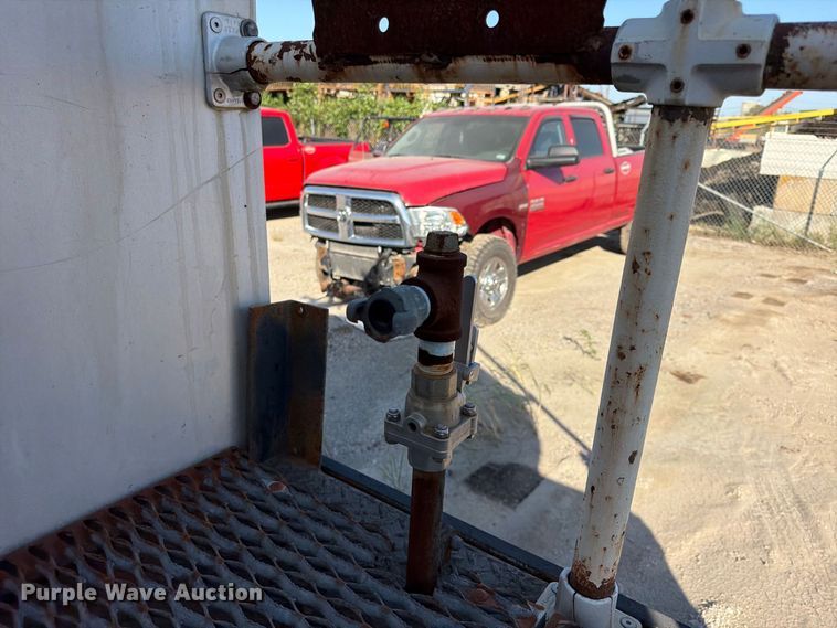 image for item FP4084 1996 International 2674 flatbed truck