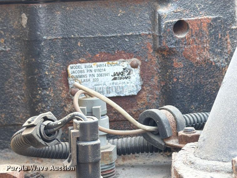 image for item FP4084 1996 International 2674 flatbed truck