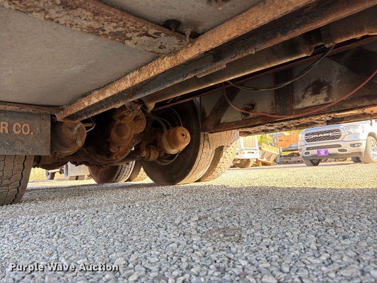 image for item FP4084 1996 International 2674 flatbed truck