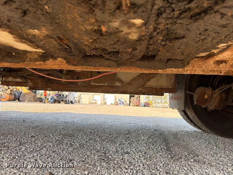 image for item FP4084 1996 International 2674 flatbed truck