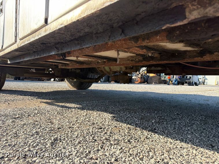 image for item FP4084 1996 International 2674 flatbed truck