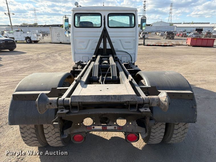 image for item FT6478 1994 Mack CS hook lift truck