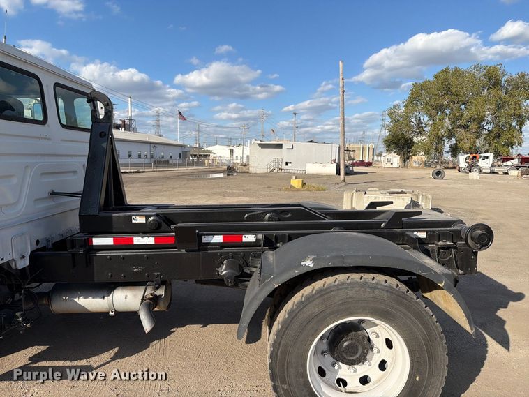 image for item FT6478 1994 Mack CS hook lift truck
