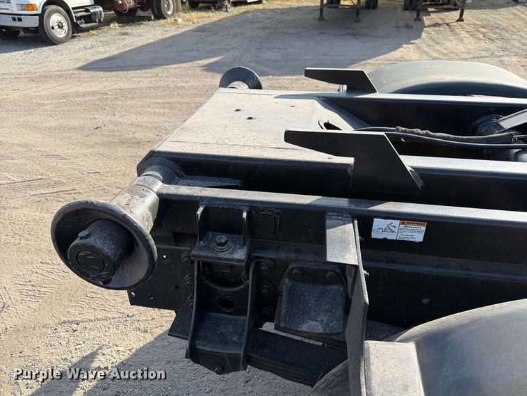 image for item FT6478 1994 Mack CS hook lift truck