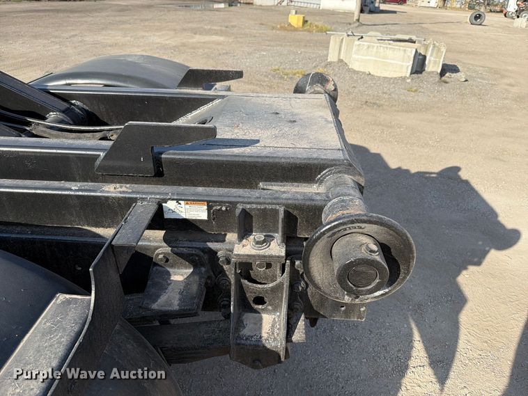 image for item FT6478 1994 Mack CS hook lift truck