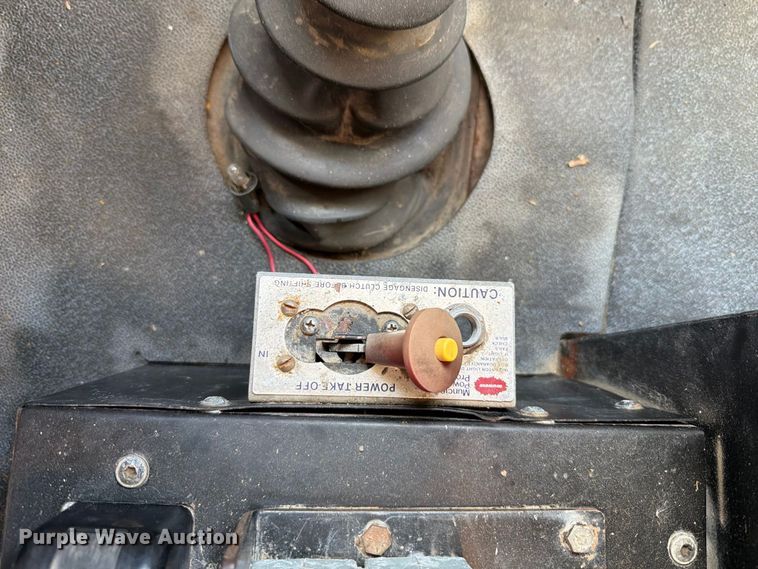 image for item FT6478 1994 Mack CS hook lift truck