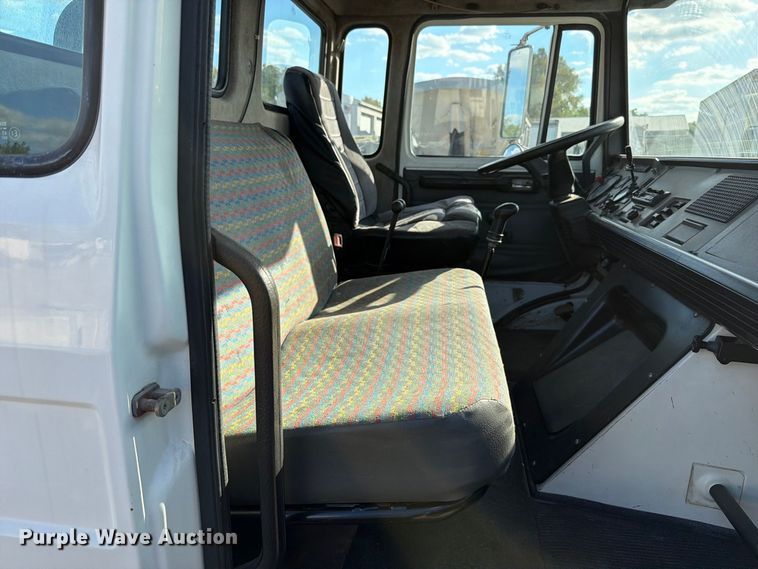 image for item FT6478 1994 Mack CS hook lift truck