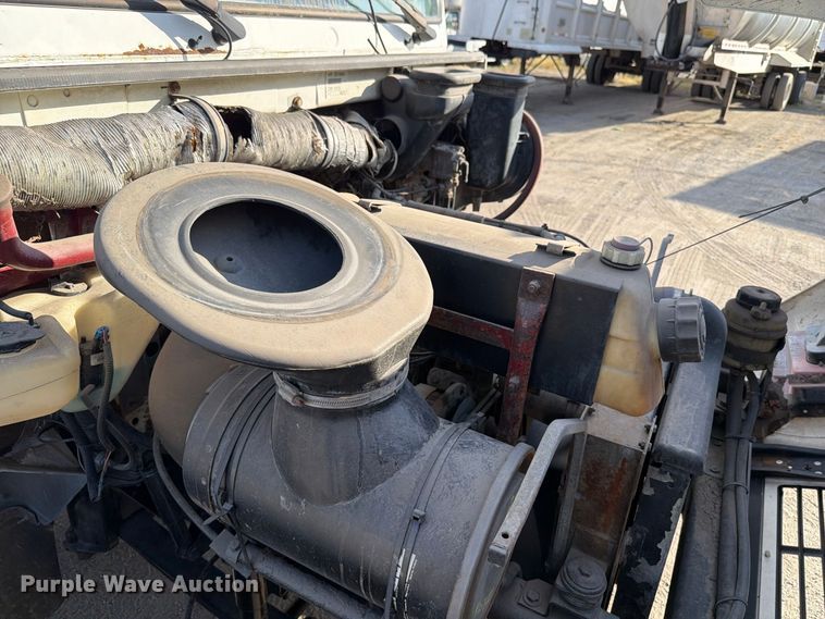 image for item FT6478 1994 Mack CS hook lift truck