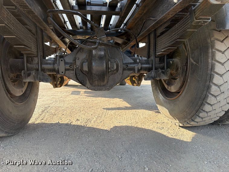 image for item FT6478 1994 Mack CS hook lift truck