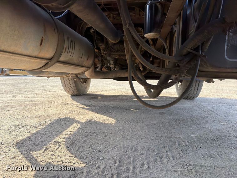 image for item FT6478 1994 Mack CS hook lift truck