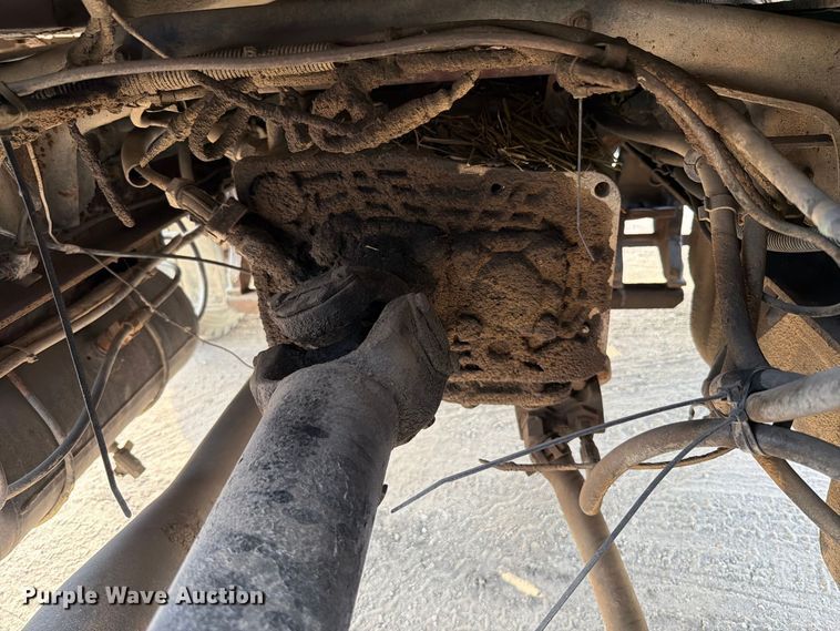 image for item FT6478 1994 Mack CS hook lift truck