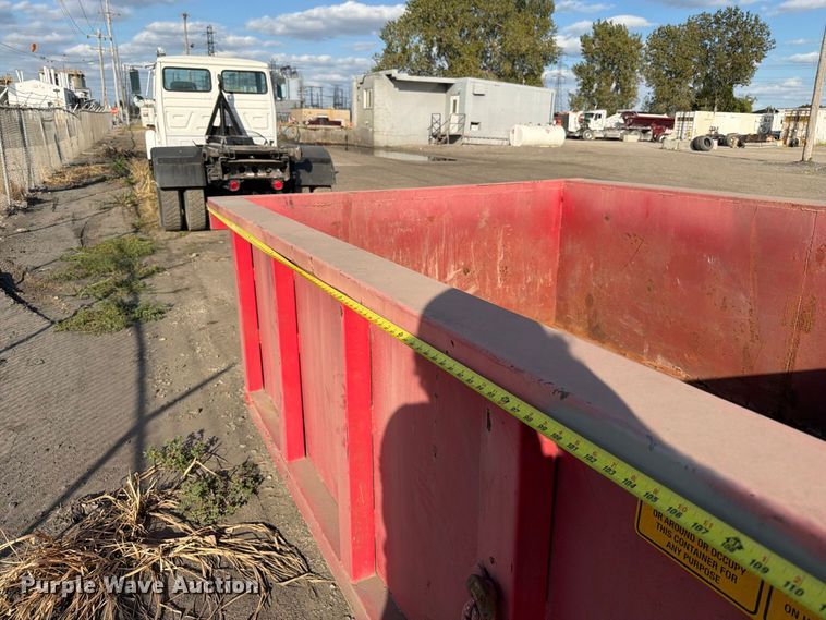 image for item FT6478 1994 Mack CS hook lift truck