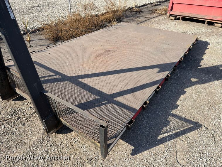 image for item FT6478 1994 Mack CS hook lift truck