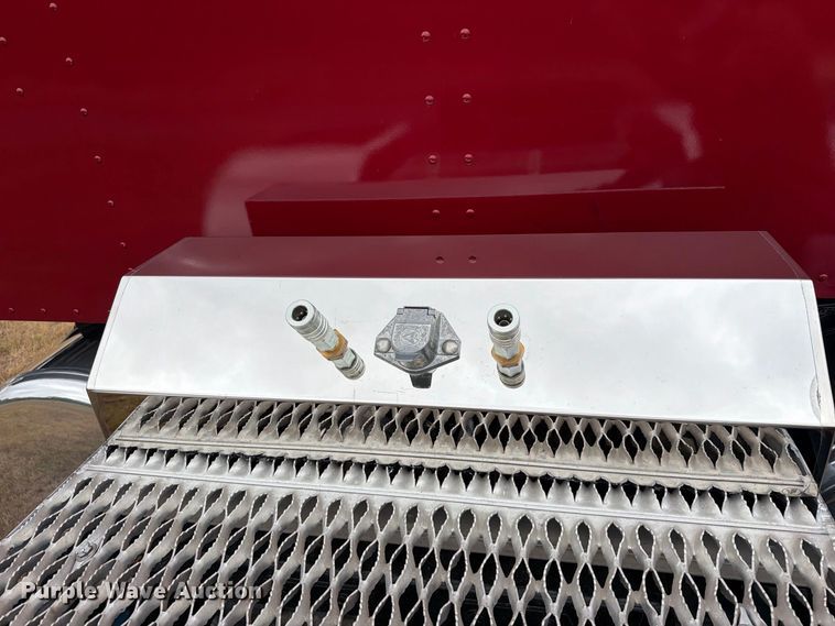 image for item FU1048 1987 Peterbilt 359  semi truck