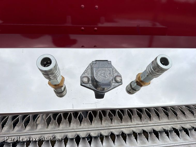 image for item FU1048 1987 Peterbilt 359  semi truck