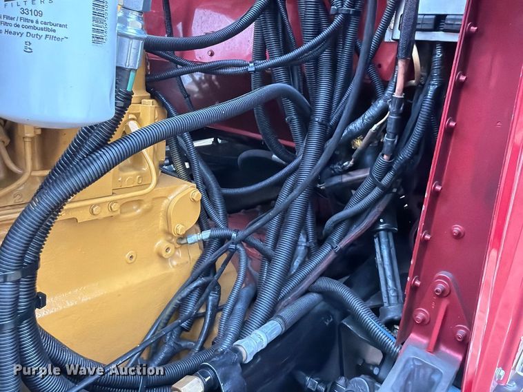 image for item FU1048 1987 Peterbilt 359  semi truck