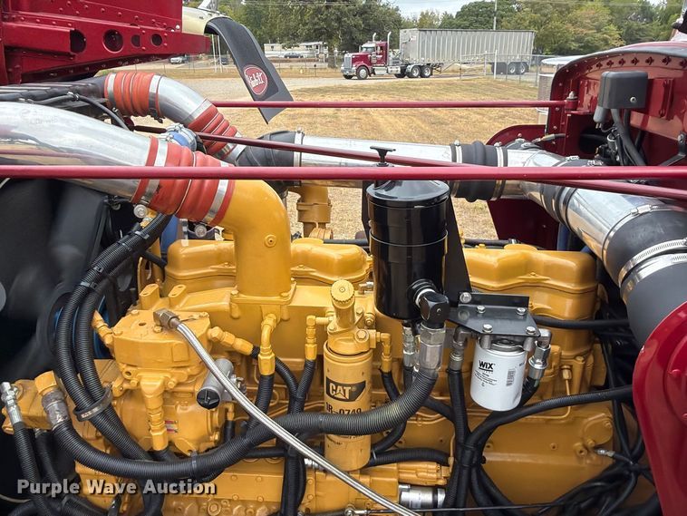 image for item FU1048 1987 Peterbilt 359  semi truck