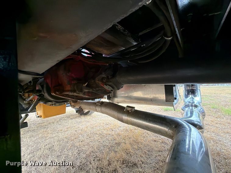 image for item FU1048 1987 Peterbilt 359  semi truck