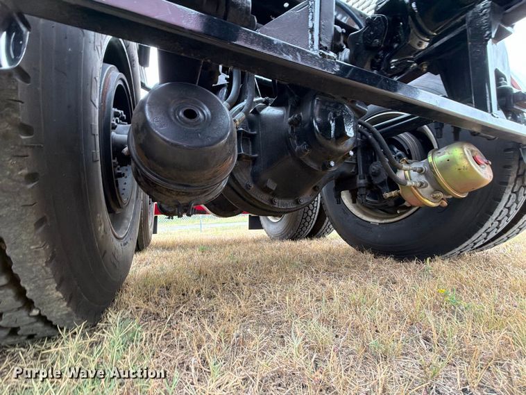 image for item FU1048 1987 Peterbilt 359  semi truck