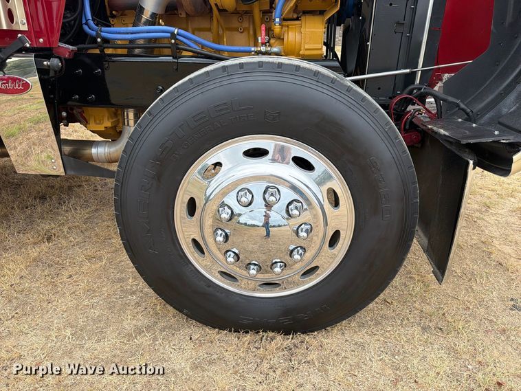 image for item FU1048 1987 Peterbilt 359  semi truck